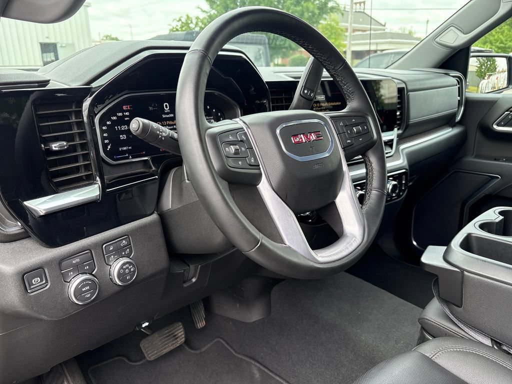 Certified 2026 GMC Sierra 1500 SLT AWD/4WD image 12