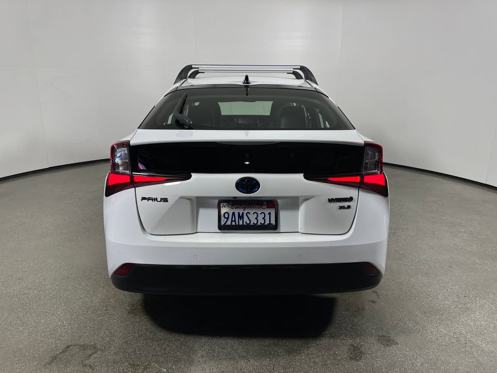 Certified 2022 Toyota Prius FWD image 4