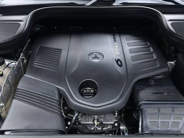Used 2020 Mercedes-Benz GLS 450 4MATIC image 33