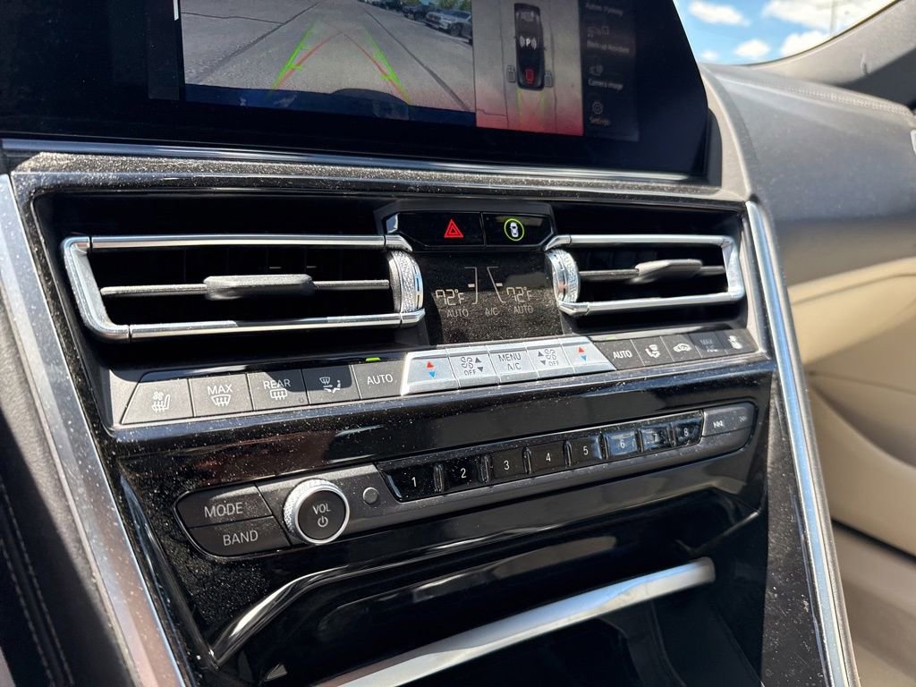 Used 2022 BMW 840i xDrive Convertible AWD/4WD image 18