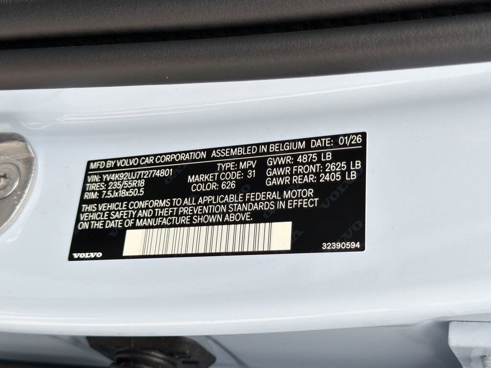 New 2026 Volvo XC40 B4 Core w/ Climate Package FWD image 17