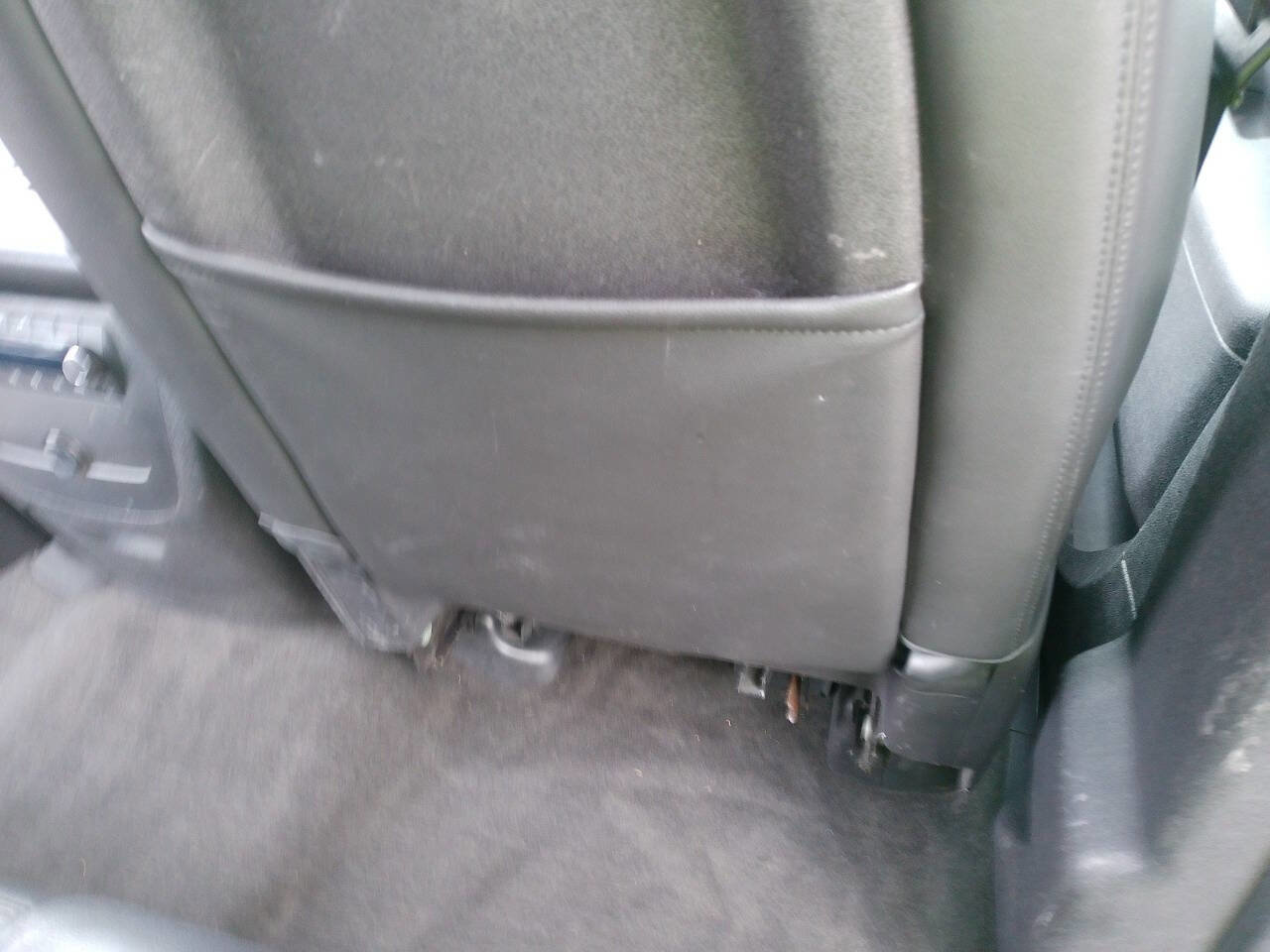 Used 2013 GMC Yukon SLT image 32