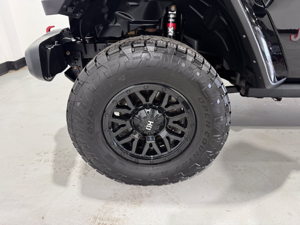 Used 2022 Jeep Gladiator Rubicon w/ Trailer Tow Package AWD/4WD image 9
