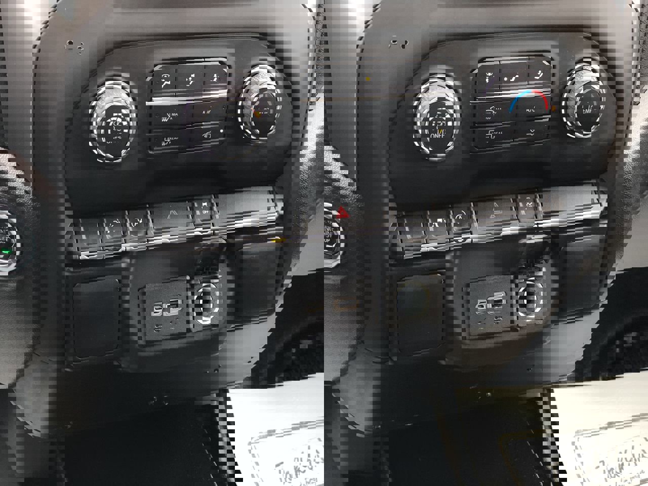 Used 2022 Chevrolet Silverado 1500 W/T w/ WT Value Package image 21