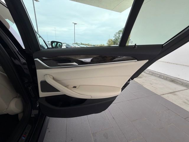 Certified 2023 BMW 540i w/ M Sport Package image 37
