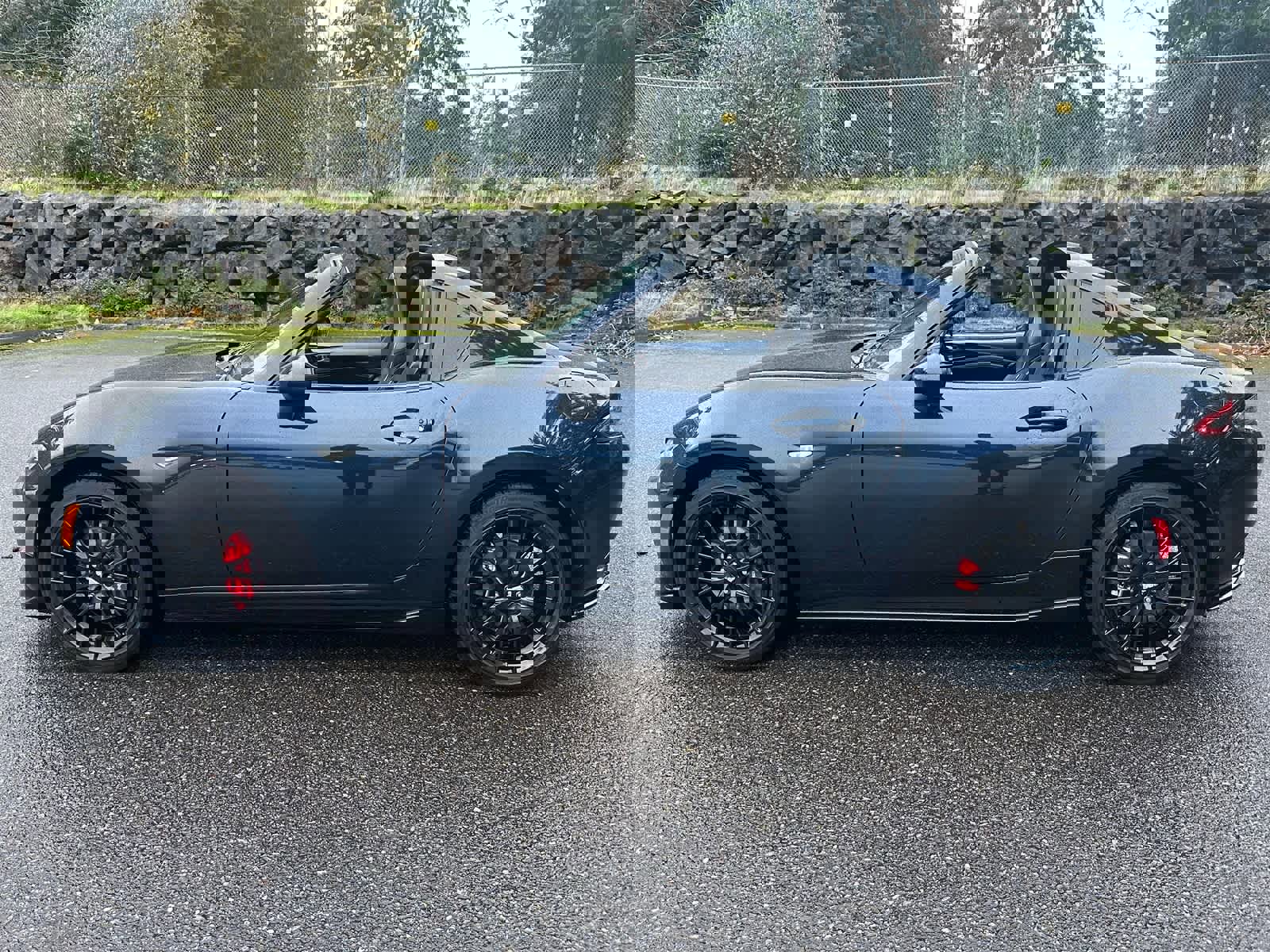 Used 2022 MAZDA MX-5 Miata Club w/ Interior Package image 25