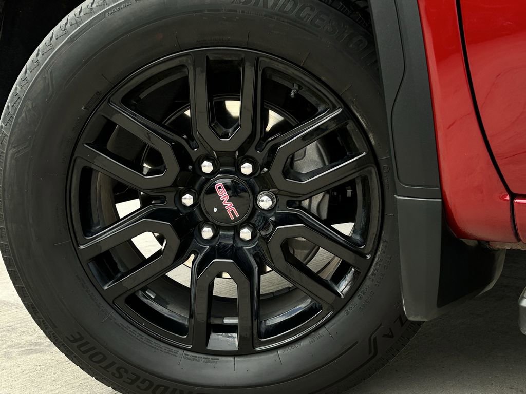 Used 2024 GMC Sierra 1500 Elevation w/ Elevation Premium Package image 10