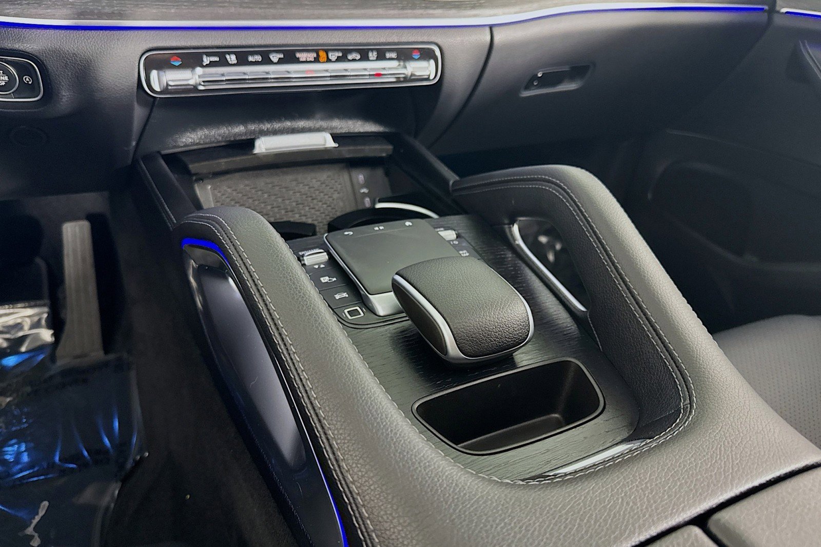 Certified 2025 Mercedes-Benz GLE 350 4MATIC image 6