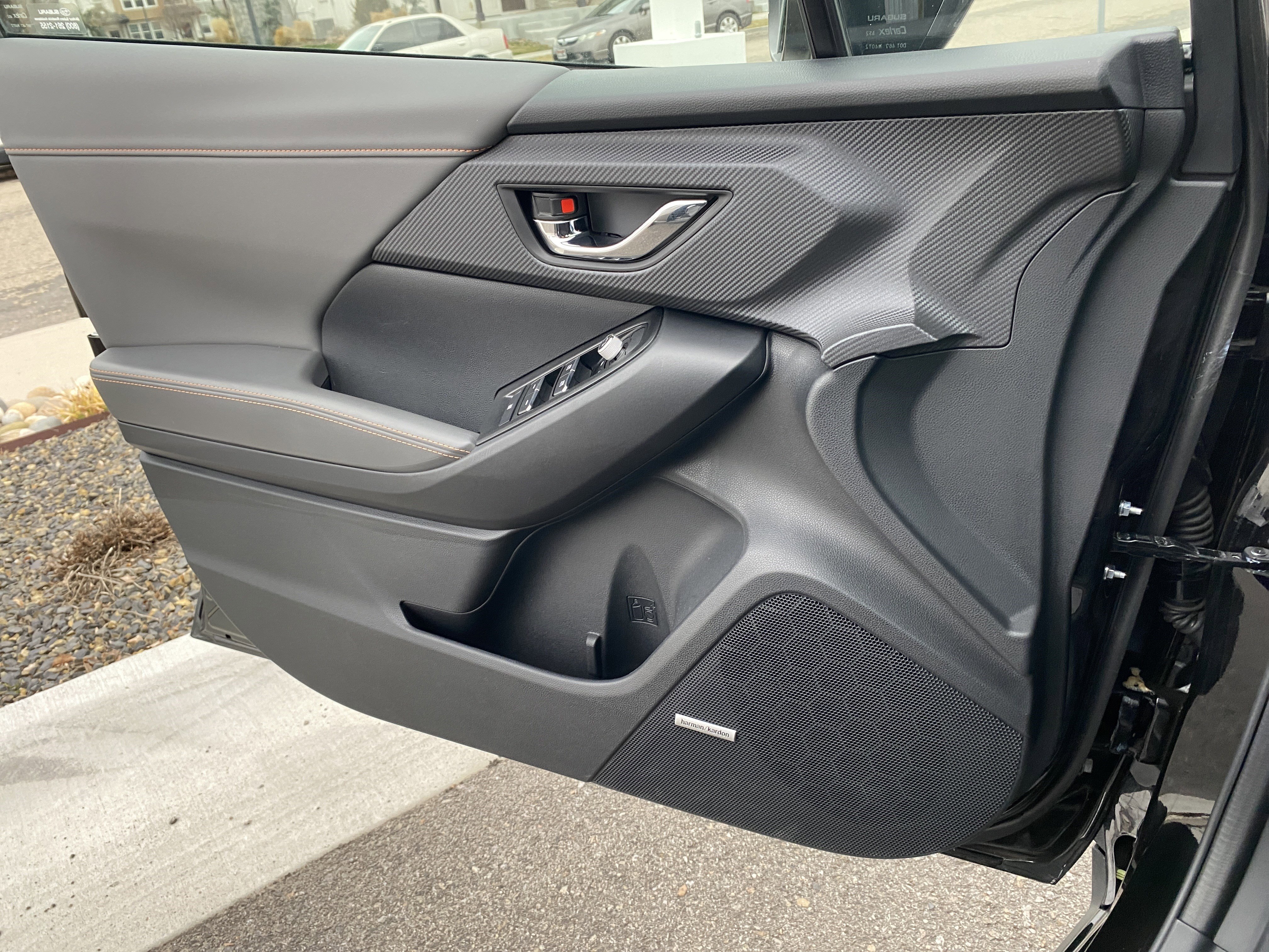 Used 2025 Subaru Crosstrek 2.5i Limited w/ Crosstrek Mirror Package image 17