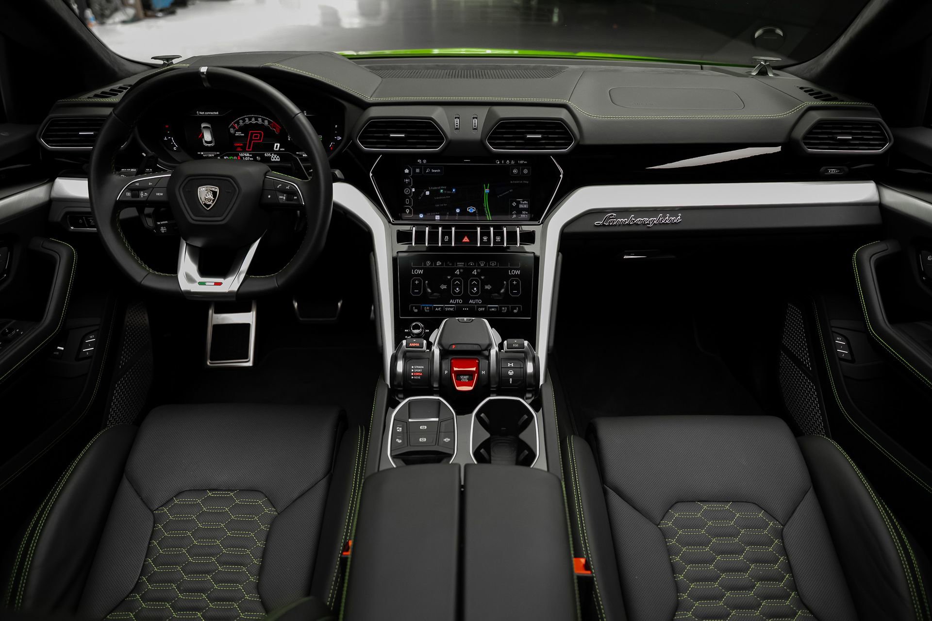 Used 2024 Lamborghini Urus S AWD/4WD image 43