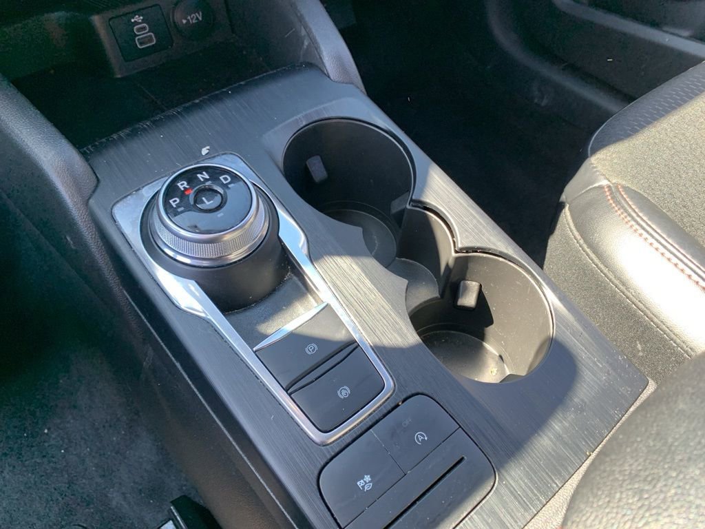 Used 2025 Ford Escape ST-Line image 27