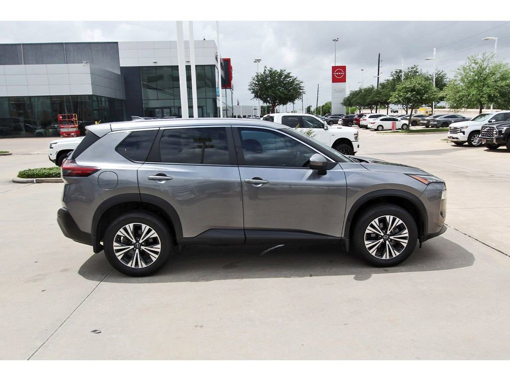 Used 2023 Nissan Rogue SV FWD image 7