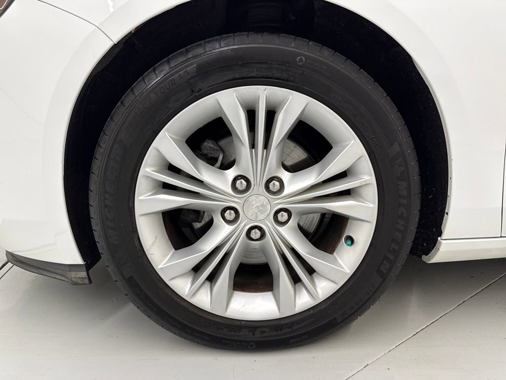 Used 2014 Chevrolet Impala LT w/ Convenience Package image 9
