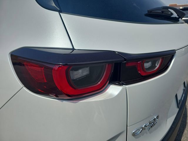 Used 2025 MAZDA CX-50 AWD 2.5 S w/ Premium Package image 34