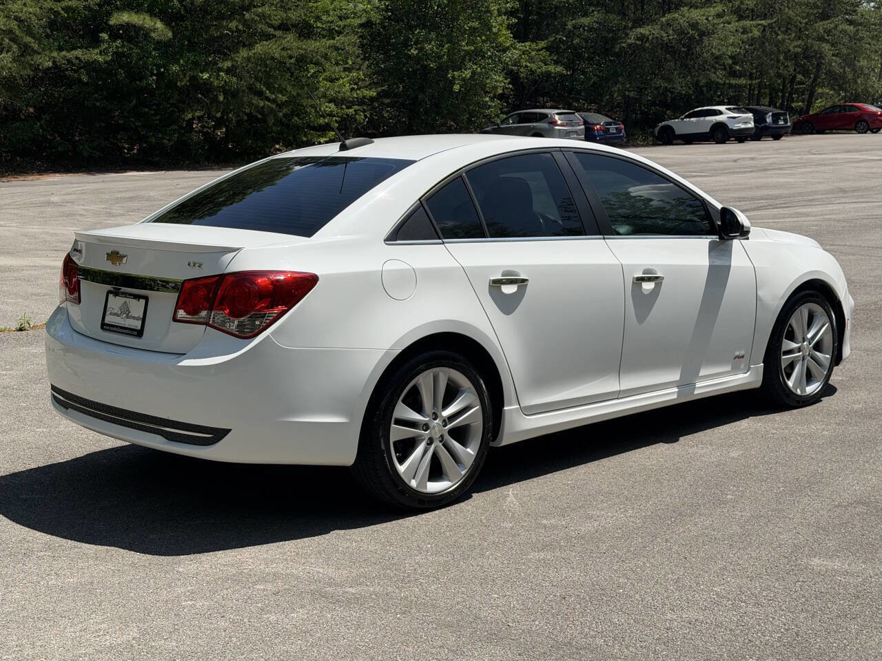 Used 2015 Chevrolet Cruze LTZ w/ Sun, Sound and Sport Package FWD image 5