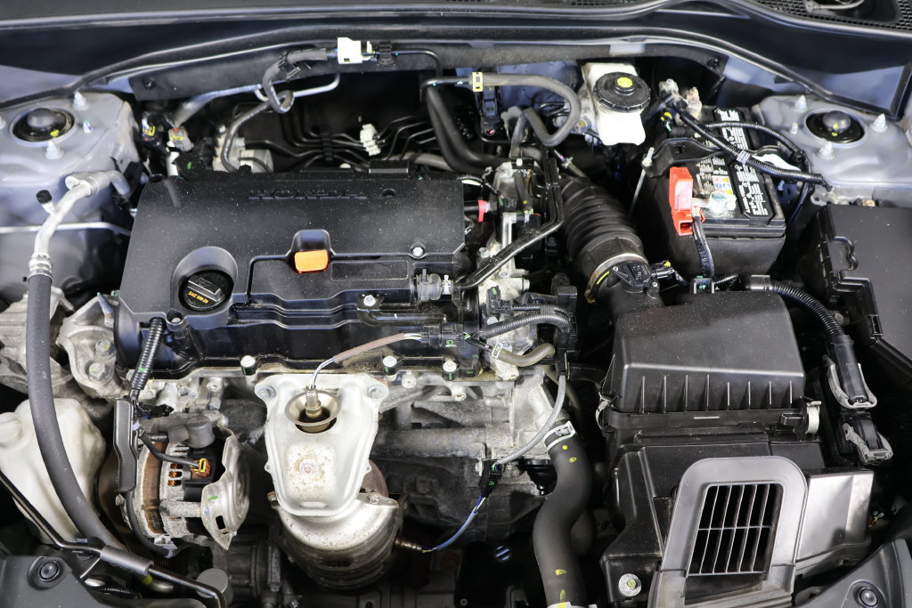 Certified 2025 Honda HR-V Sport image 24