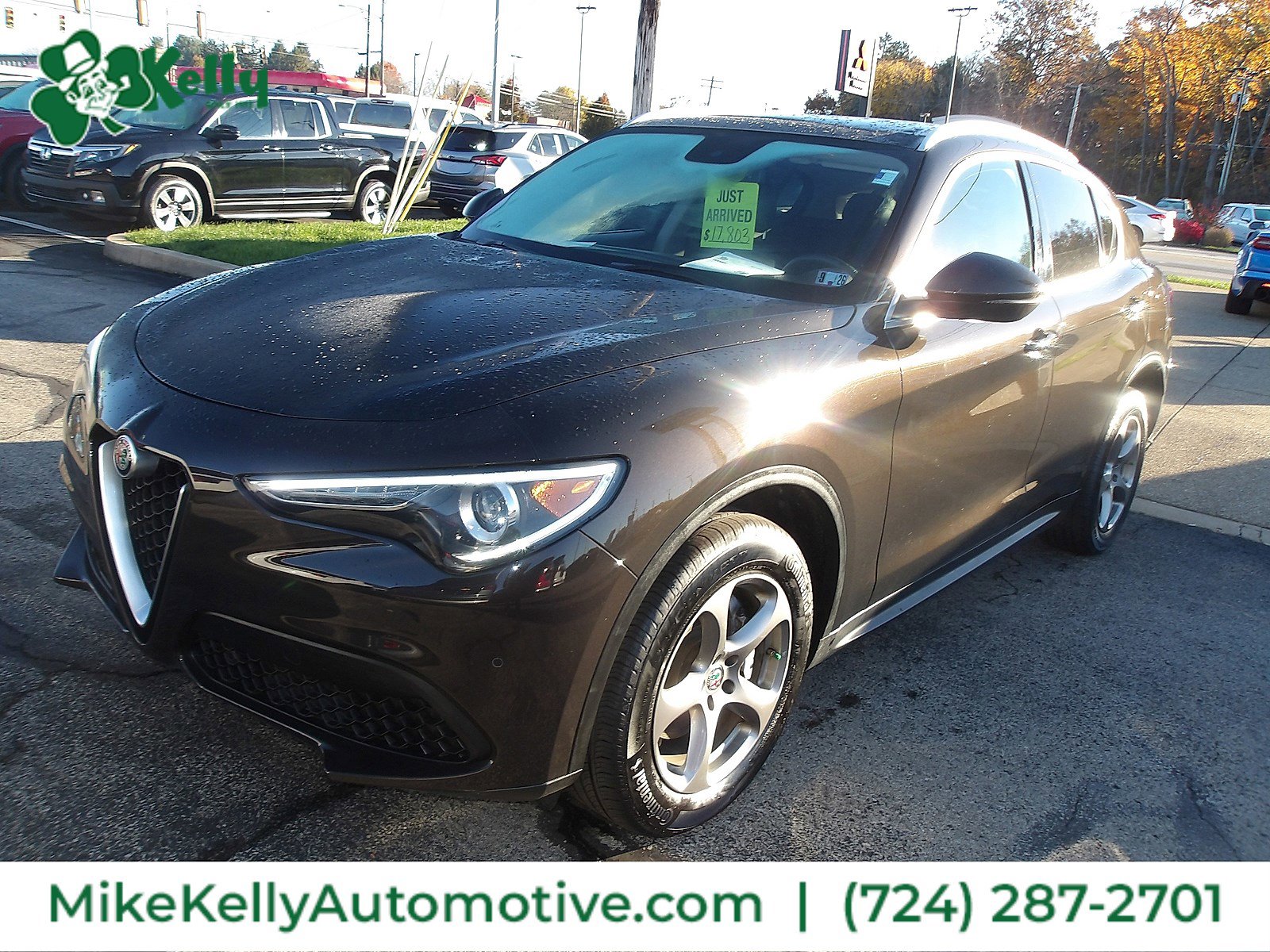 Used 2018 Alfa Romeo Stelvio AWD image 3