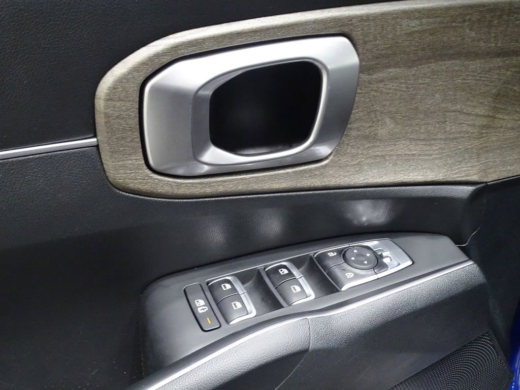 Used 2022 Kia Sorento EX w/ Panoramic Sunroof Package image 19