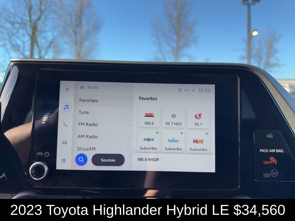 Used 2023 Toyota Highlander LE image 26