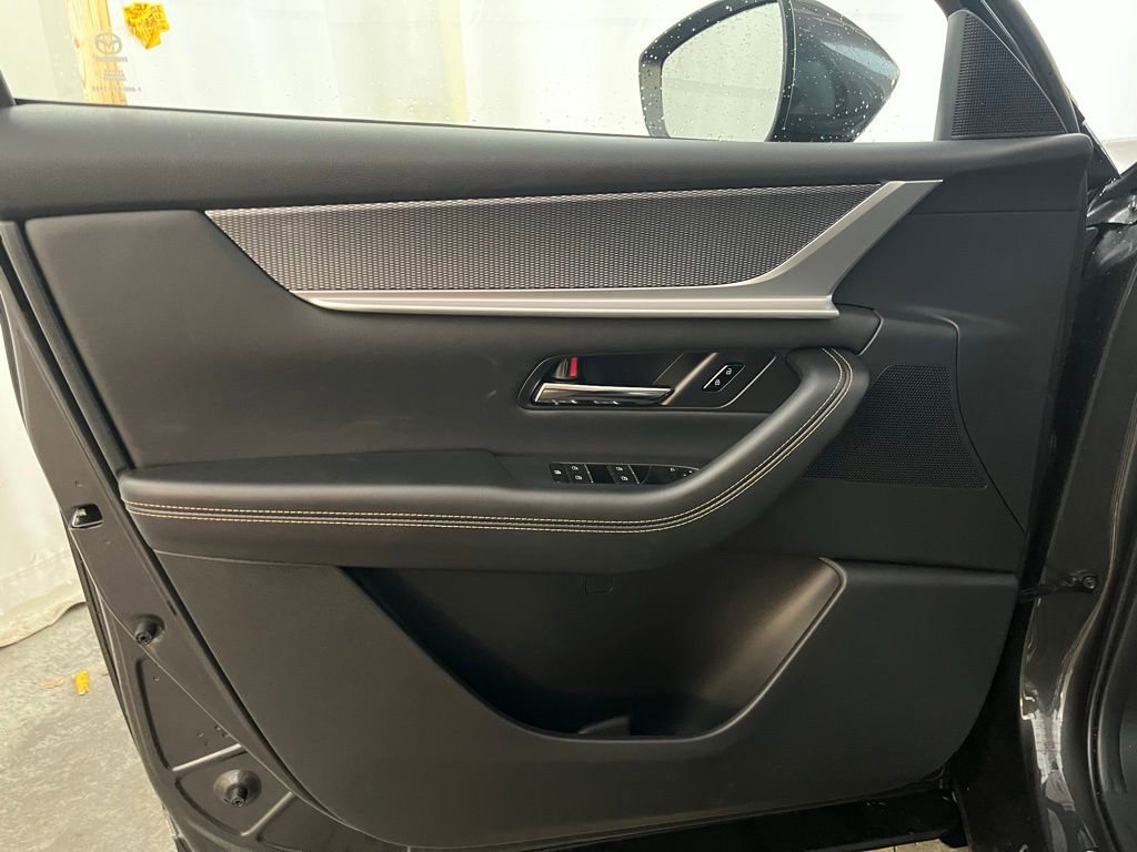 New 2026 MAZDA CX-90 Plug-In Hybrid w/ Preferred AWD/4WD image 9