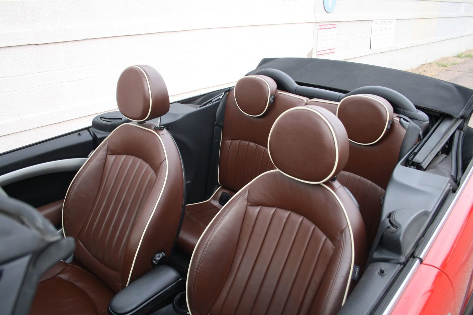 Used 2013 MINI Cooper Convertible image 23