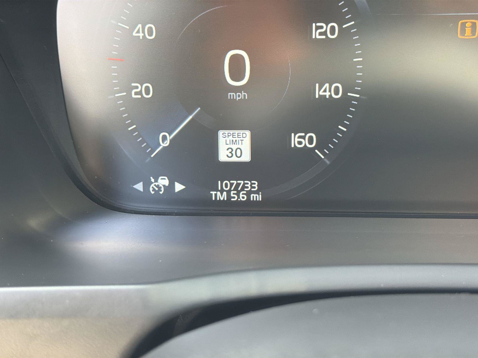 Used 2019 Volvo XC90 T6 Inscription w/ Luxury Package AWD/4WD image 11