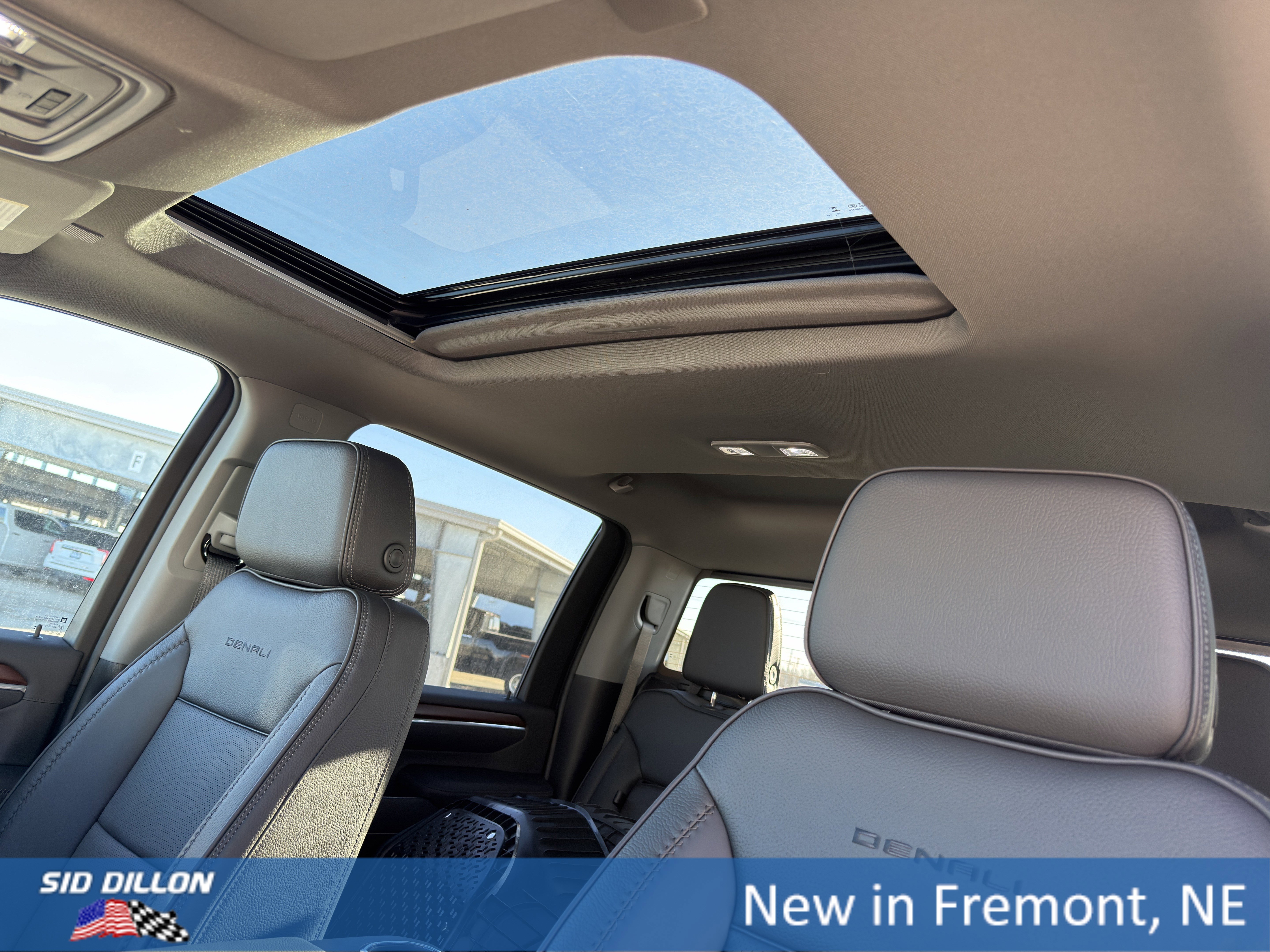 New 2026 GMC Sierra 3500 Denali w/ Denali Reserve Package image 17