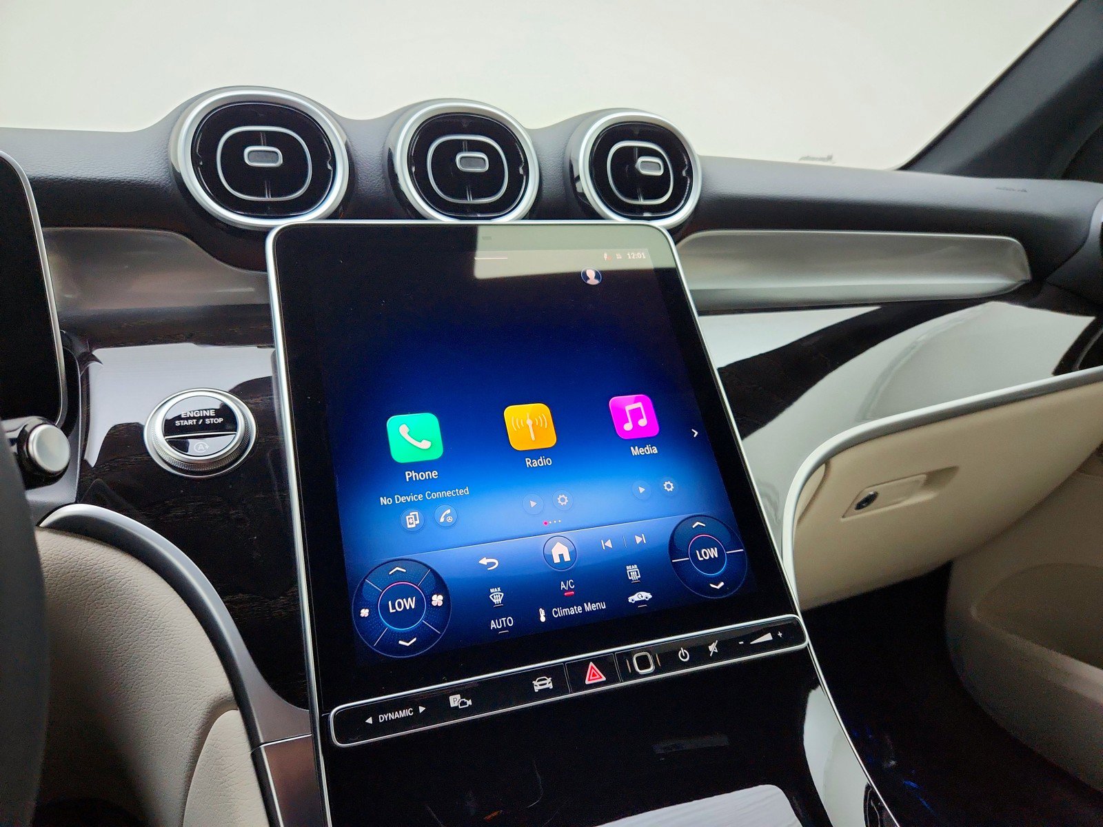 Certified 2026 Mercedes-Benz GLC 300 image 23