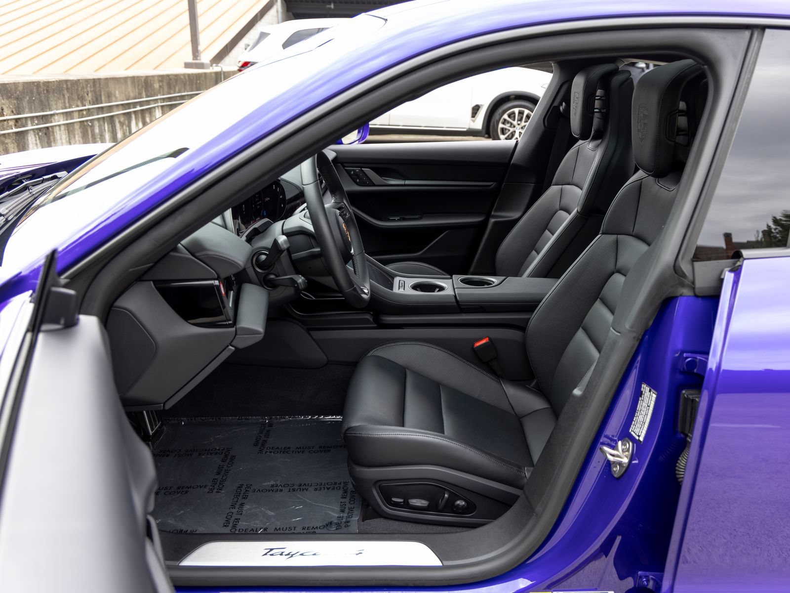 Certified 2025 Porsche Taycan AWD/4WD image 24