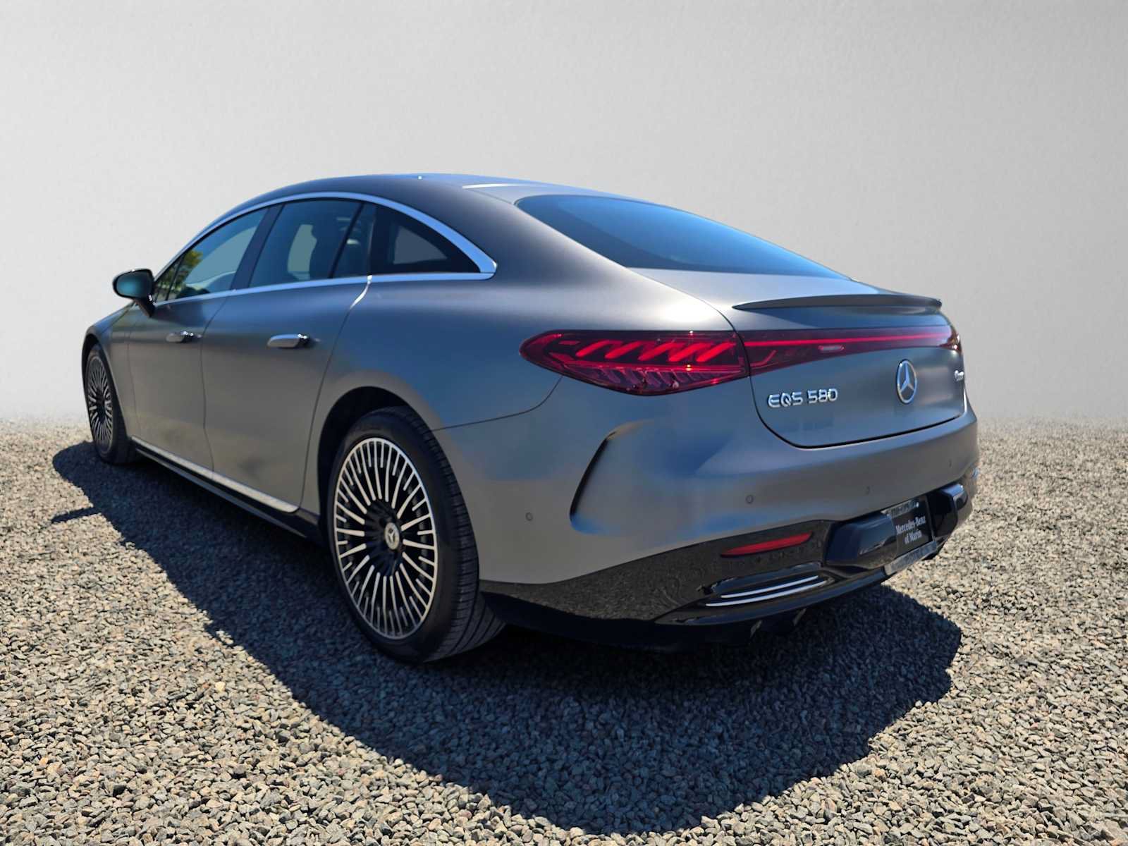 Used 2023 Mercedes-Benz EQS 580 4MATIC Sedan image 5