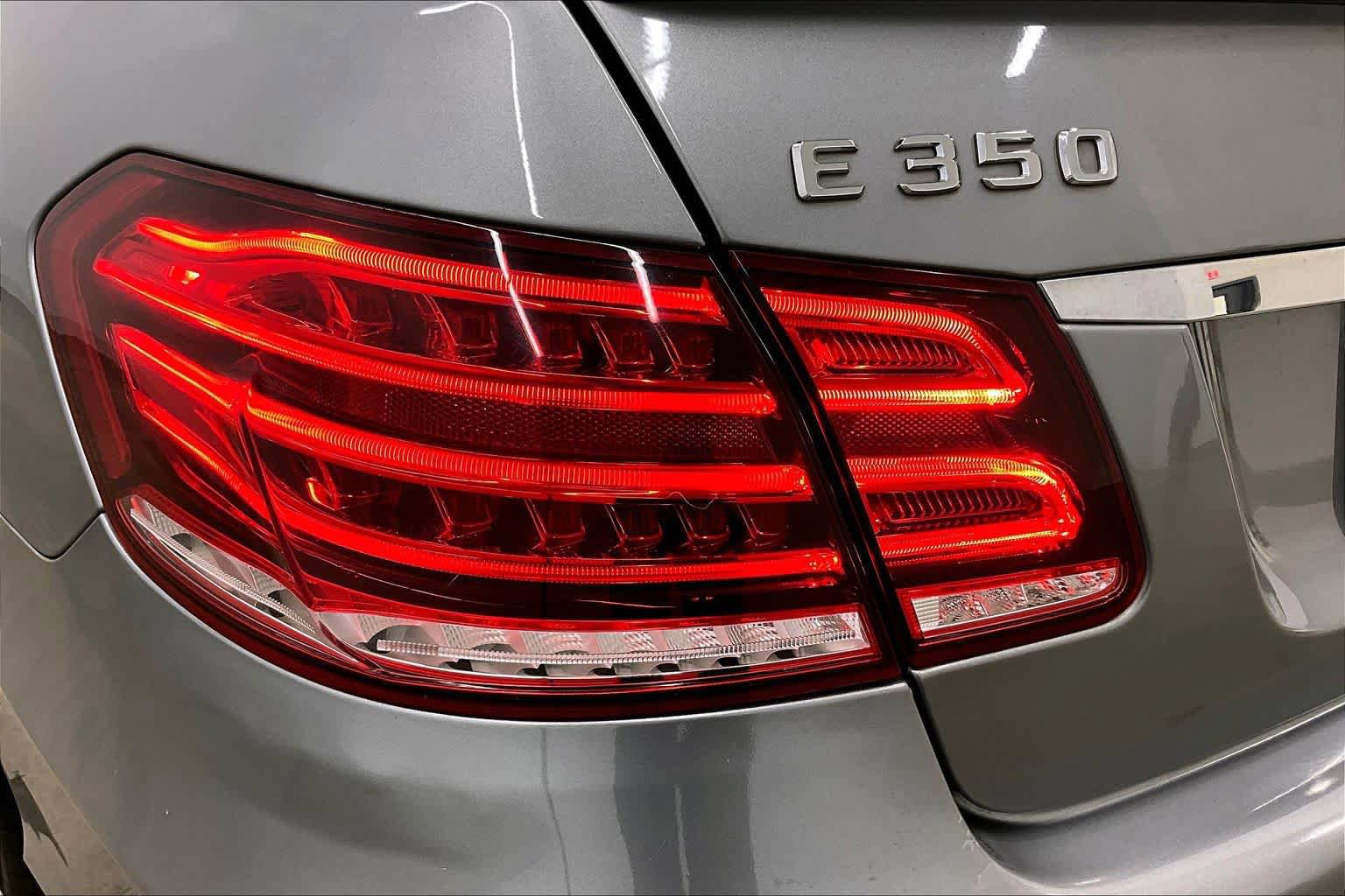 Used 2014 Mercedes-Benz E 350 Sedan image 28