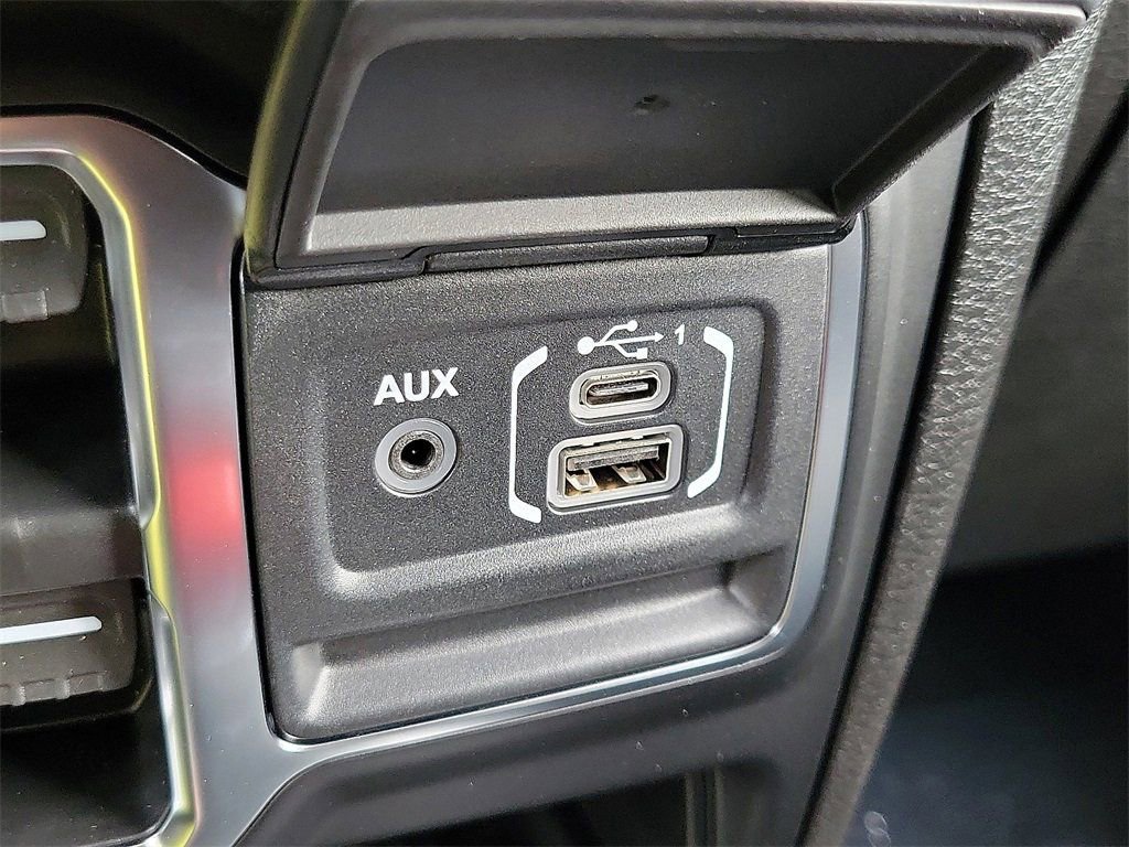 New 2025 Jeep Gladiator Sport AWD/4WD image 12
