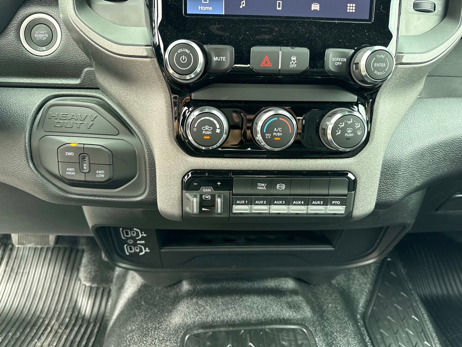 New 2026 RAM 3500 Big Horn image 23