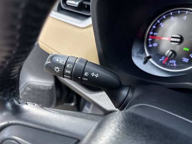Used 2019 Toyota RAV4 XLE Premium w/ Cold Weather Package AWD/4WD image 15