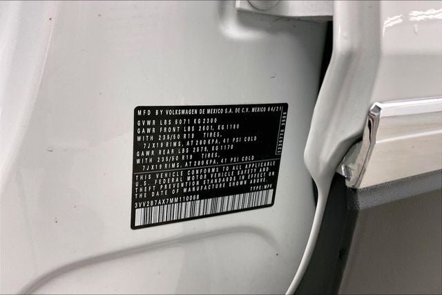Used 2021 Volkswagen Tiguan SEL w/ 2-Row Tiguan MDO Package AWD/4WD image 33