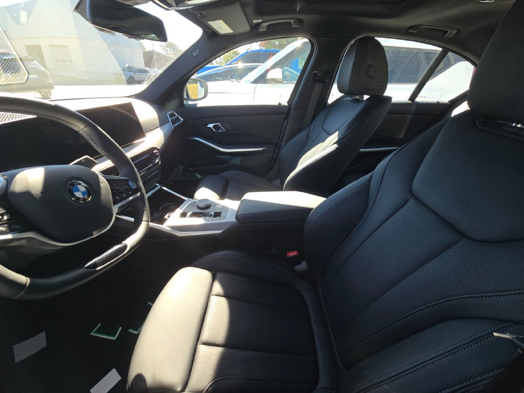 Used 2026 BMW 330i Sedan RWD image 6
