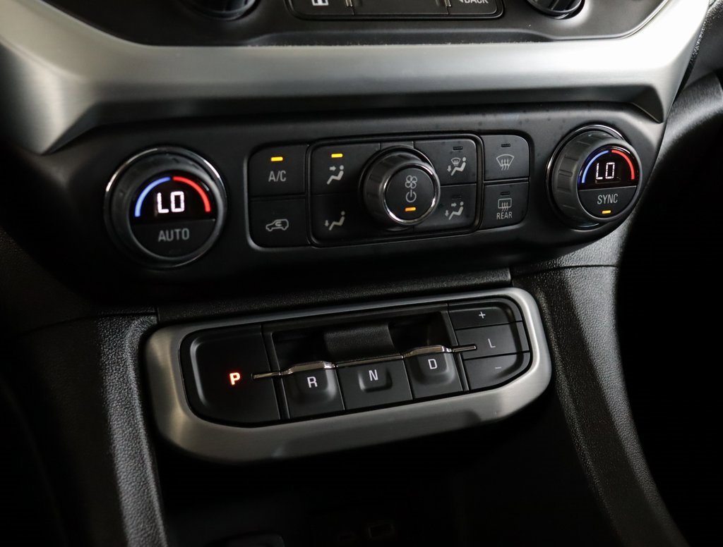 Used 2023 GMC Acadia SLE w/ Driver Convenience Package image 15