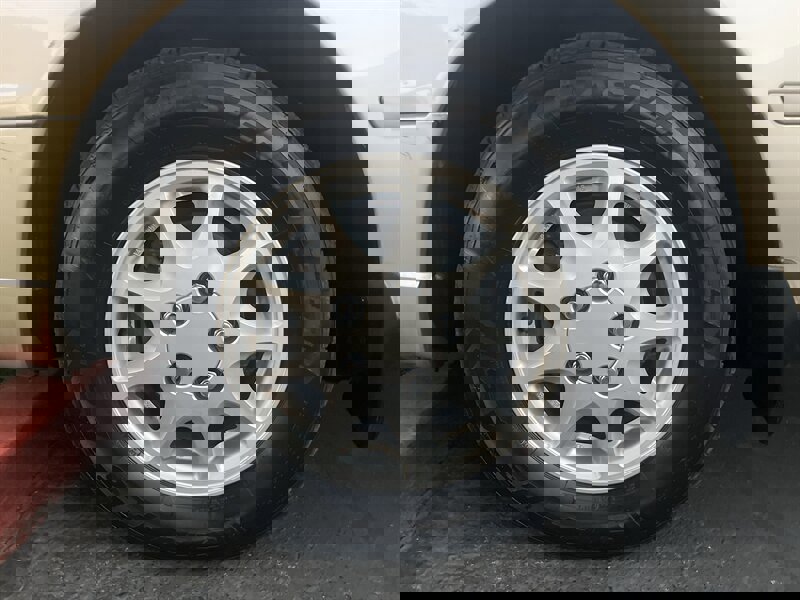 Used 1995 Toyota Camry XLE image 22