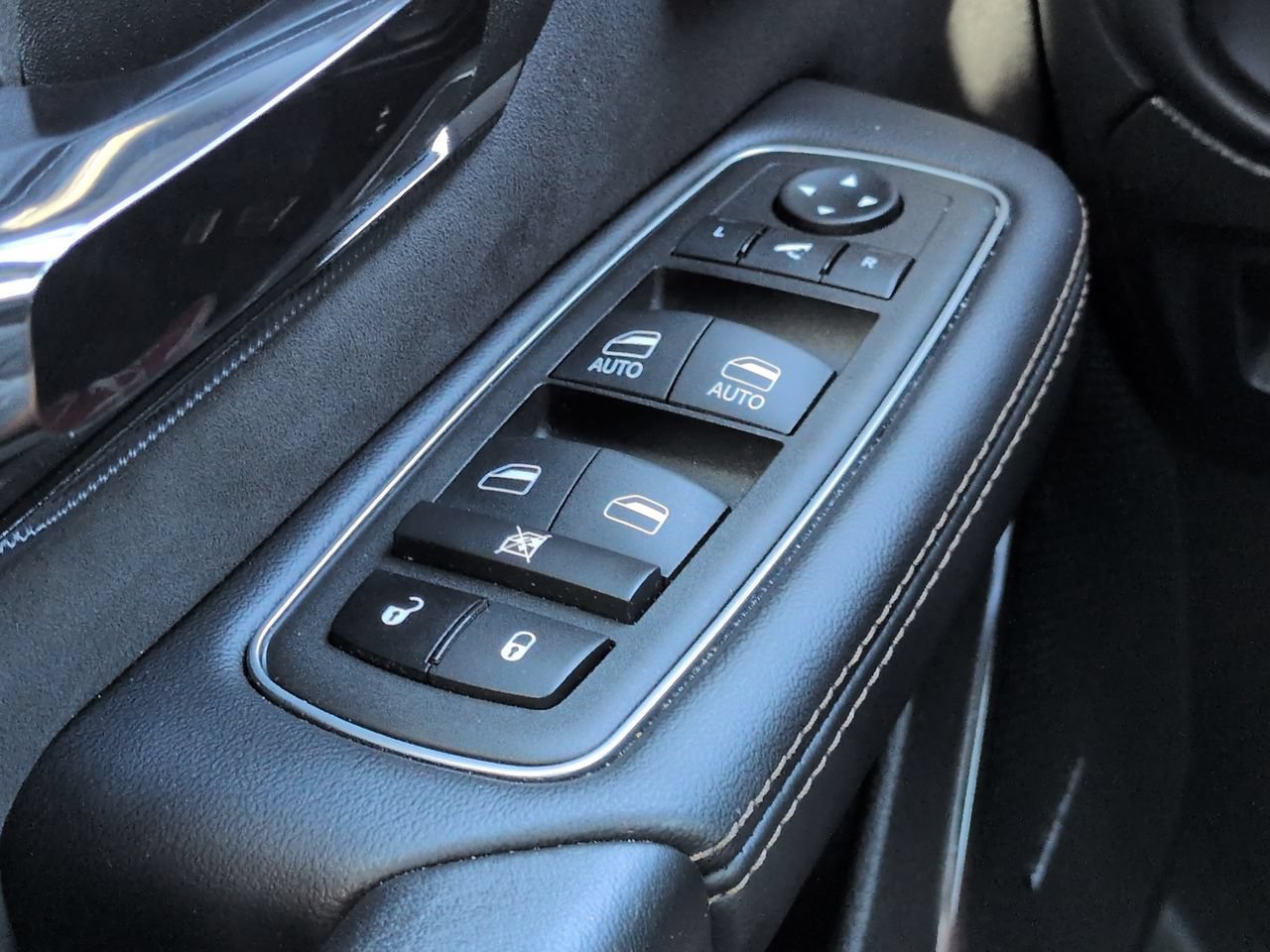 Used 2024 RAM 1500 TRX AWD/4WD image 26