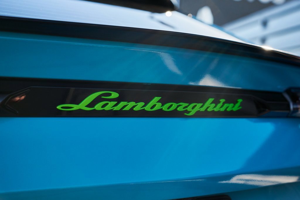 Used 2021 Lamborghini Urus image 9