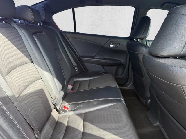 Used 2016 Honda Accord Sport image 18
