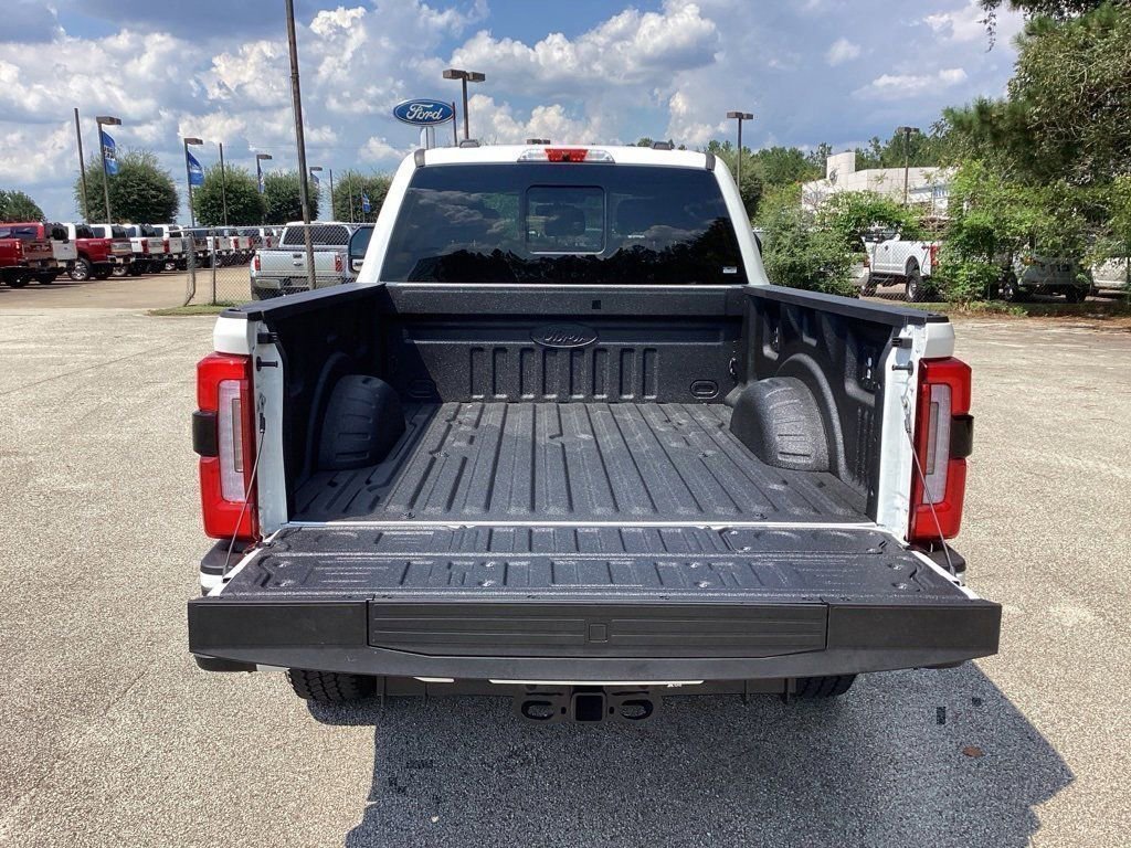 New 2026 Ford F250 Platinum image 9
