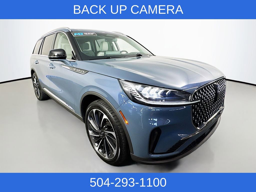 Used 2025 Lincoln Aviator Reserve image 3