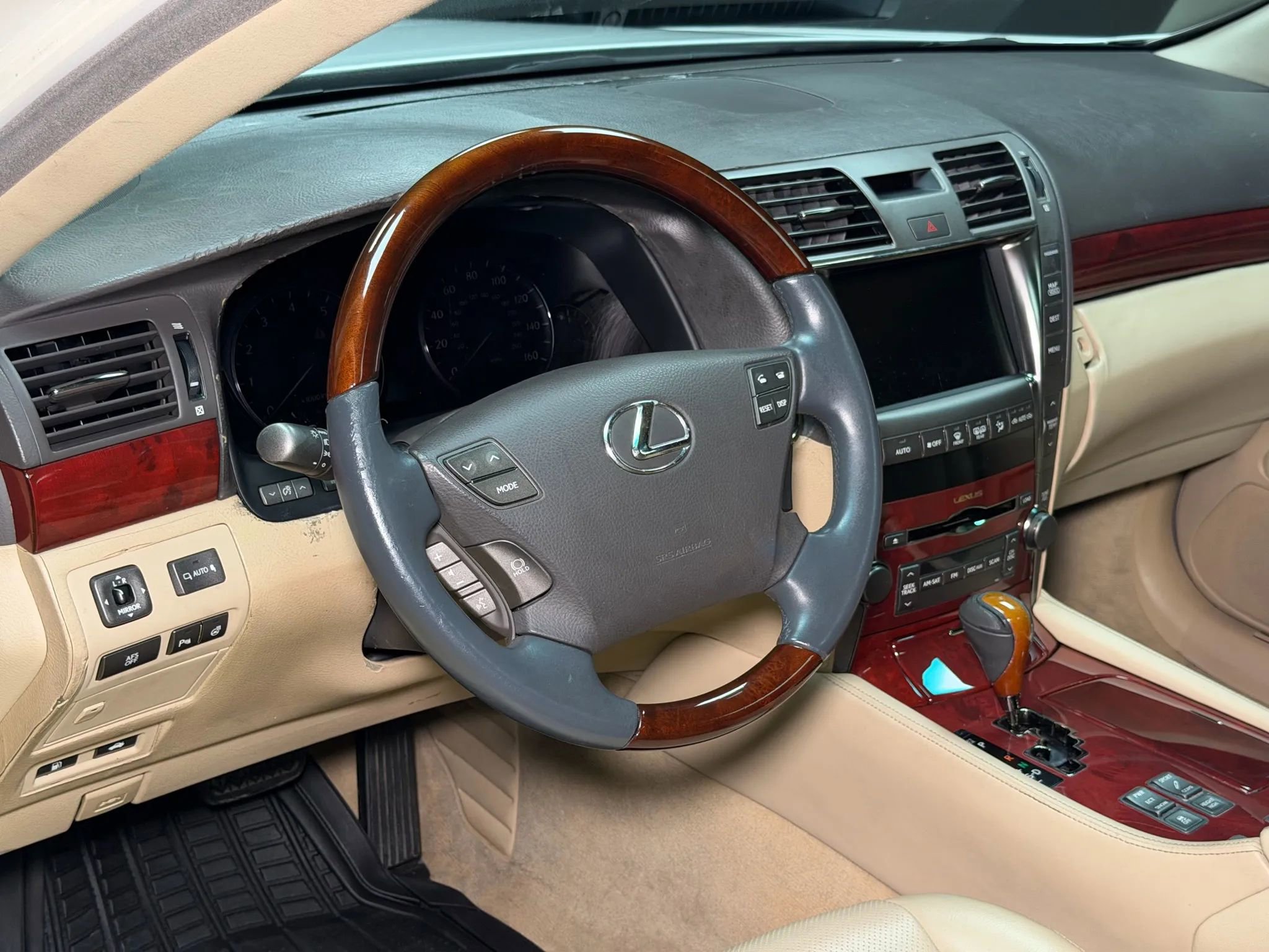 Used 2009 Lexus LS 460 AWD w/ Comfort Seating Pkg image 49