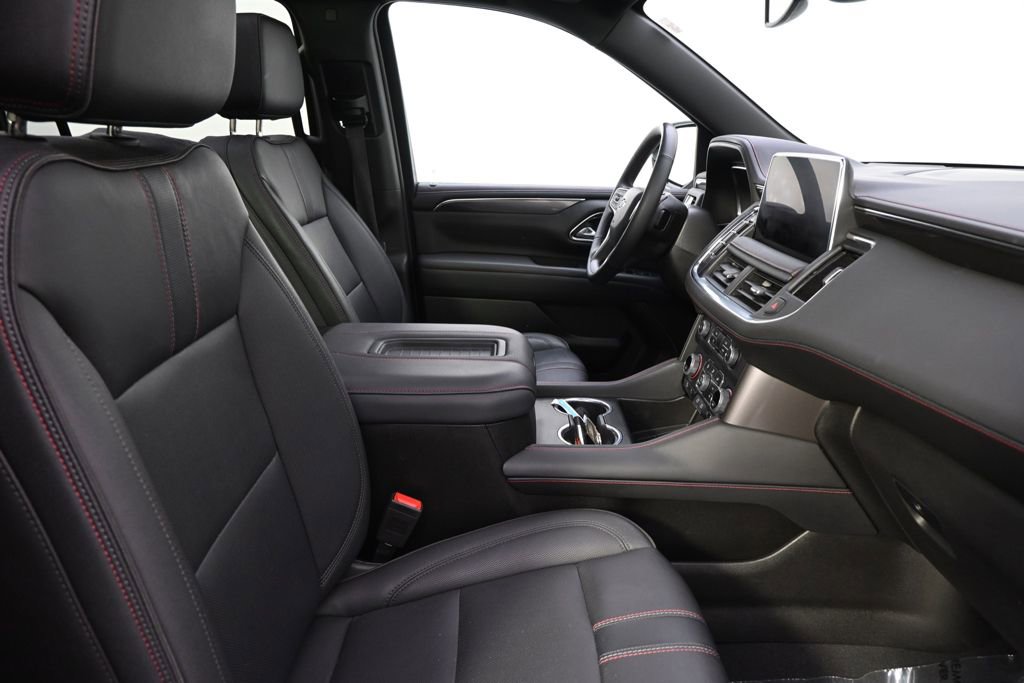 Used 2023 Chevrolet Suburban RST w/ Luxury Package AWD/4WD image 16
