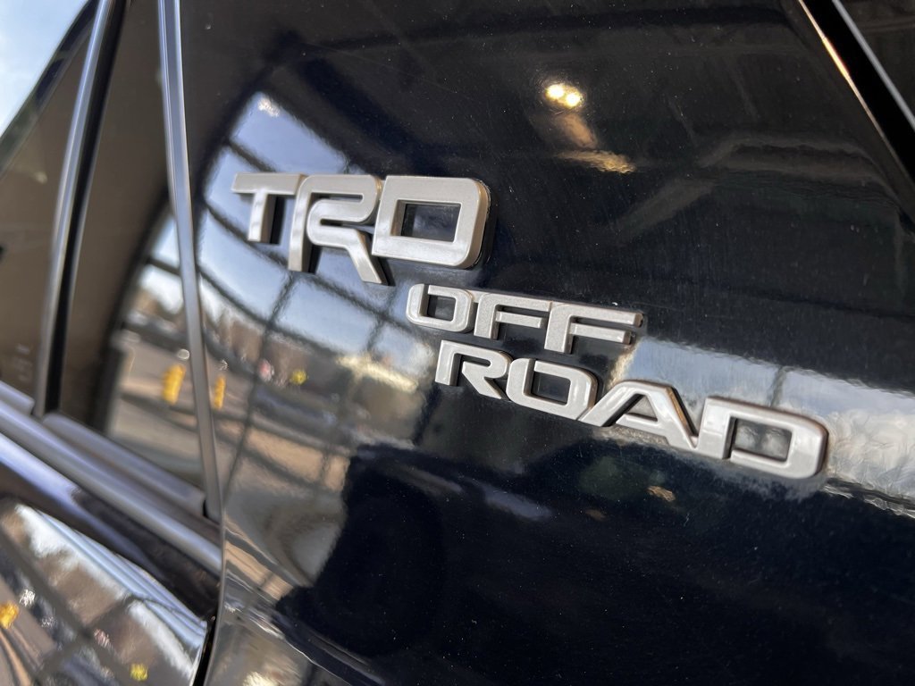 Used 2020 Toyota 4Runner TRD Off-Road Premium image 10