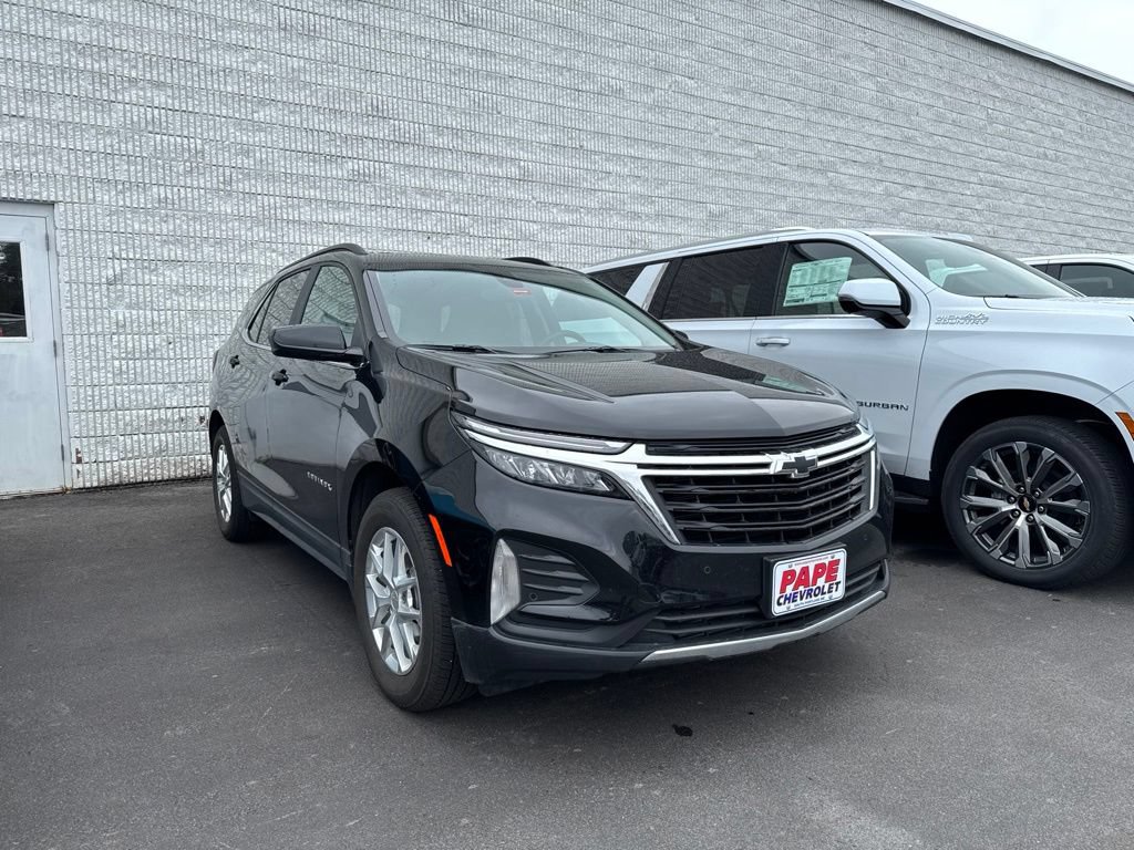 Used 2022 Chevrolet Equinox LT AWD/4WD image 2