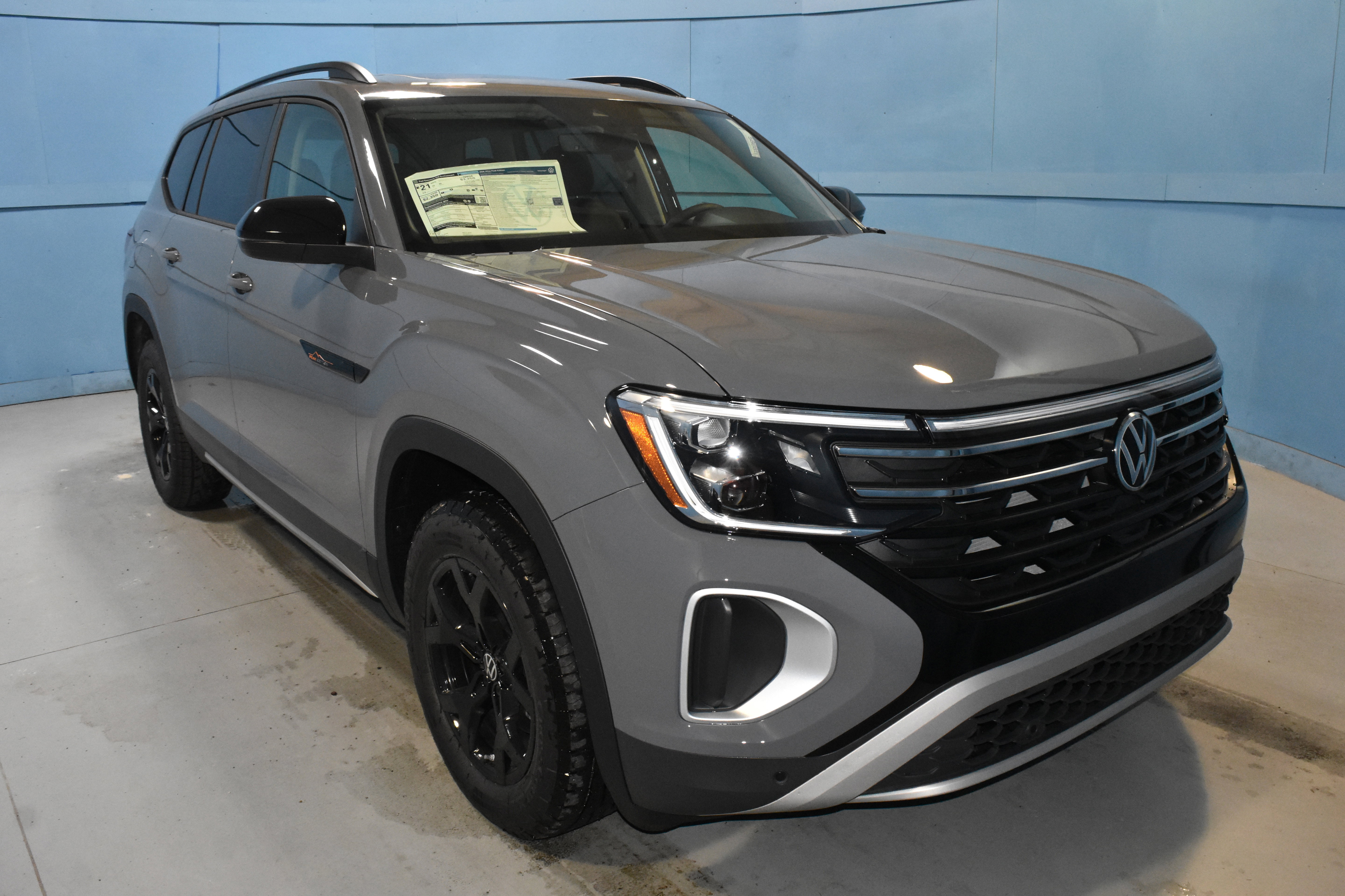 New 2026 Volkswagen Atlas Peak Edition