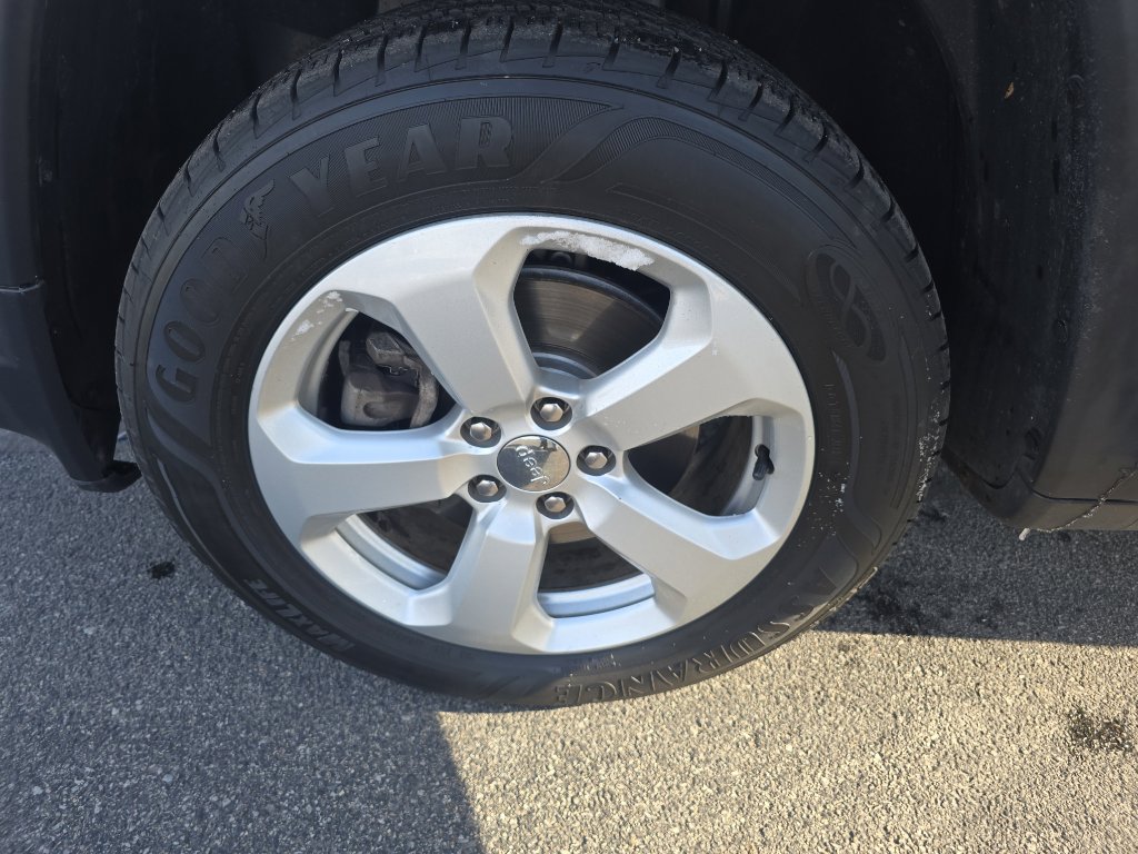 Used 2019 Jeep Compass Latitude w/ Safety & Security Group image 30