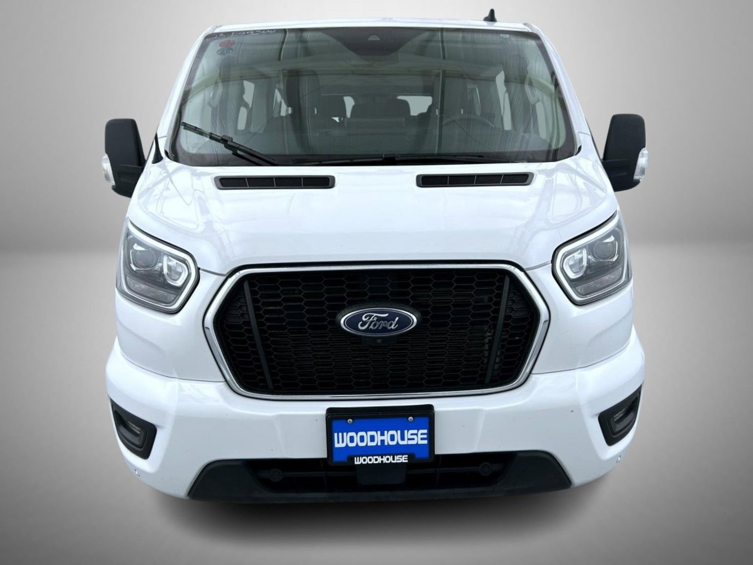 Used 2023 Ford Transit 350 XLT RWD image 2